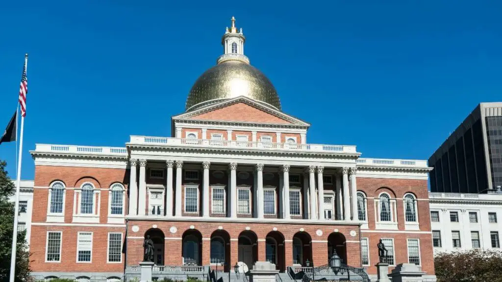 massachusetts-capitol-building